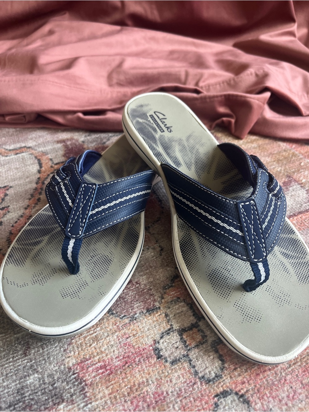NEW Clarks Collection Brinkley Jazz Navy Flip Flop Sandals Women’s 9 NWOB